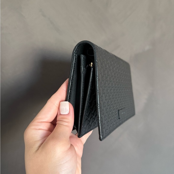 AUTHENTIC Gucci Microguccissima Messenger Bag - Picture 2 of 8